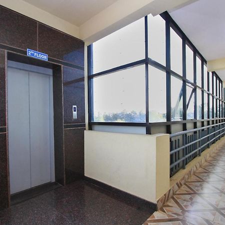 Mg Road One Hotel Bangalore Exterior photo