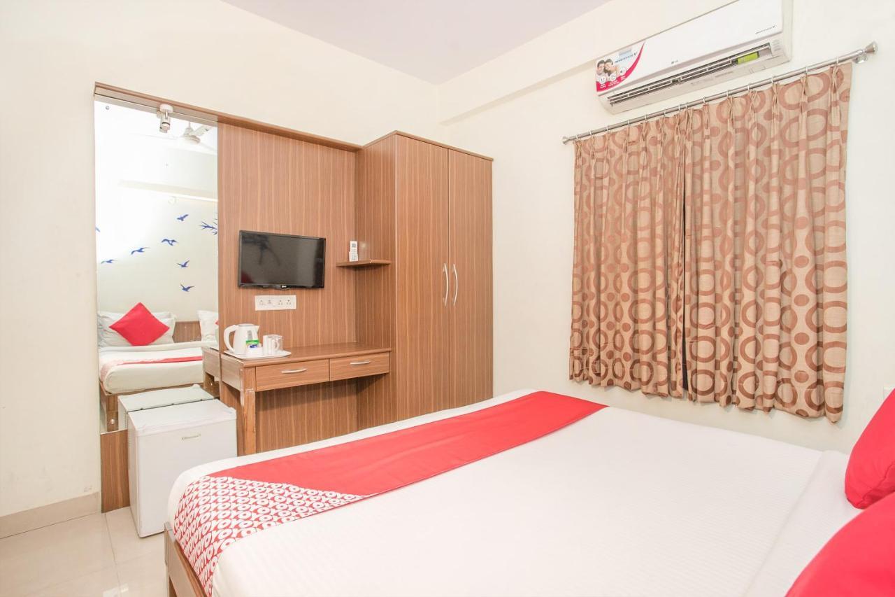Mg Road One Hotel Bangalore Exterior photo